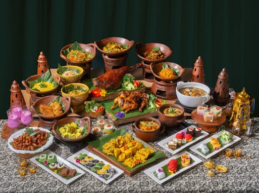 Iftar Rasa Nusantara di Moxy Bandung